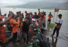 Ibu Dan Anak Yang Terseret Air Bah Di Sungai Desa Samar Ditemukan Tak Bernyawa, Jarak 11 KM Dari Lokasi Kejadian