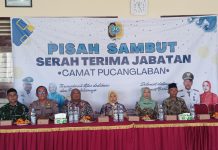 Haru Dan Penuh Kekeluargaan Warnai Pisah Sambut Camat Pucanglaban