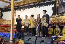 Bersih Desa Sumberagung, Wayang Kulit 
